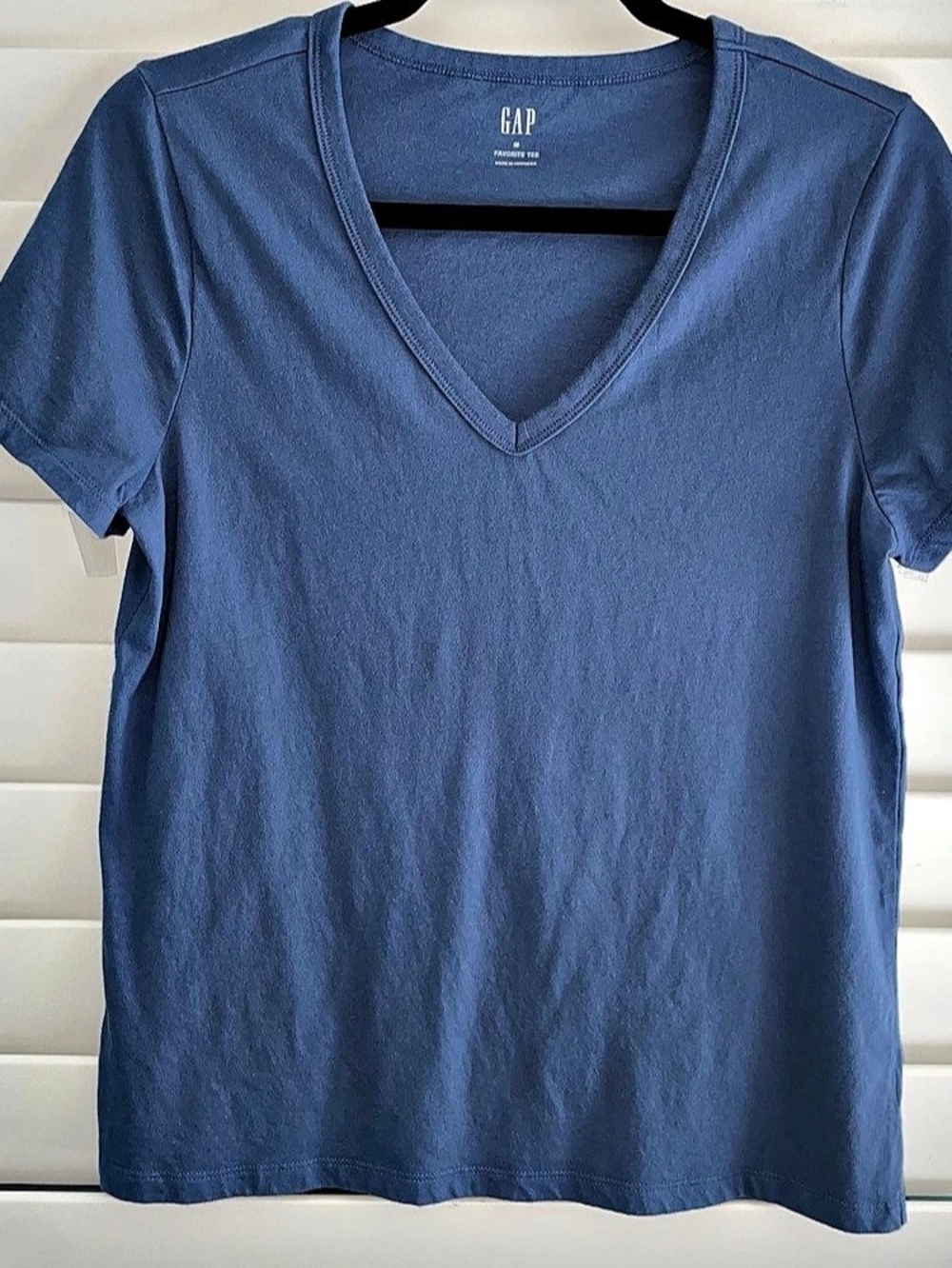 GAP Favorite V-Neck Short Sleeve Tee Blue